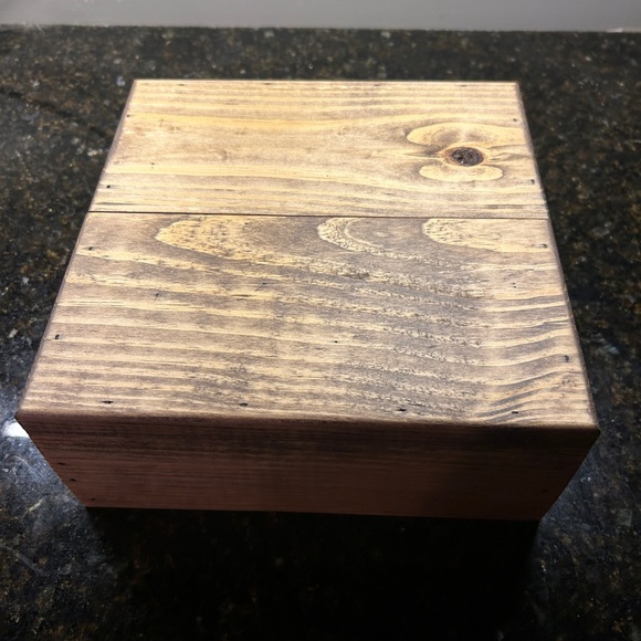 Rustic Display Stands - Picture 4 of 7